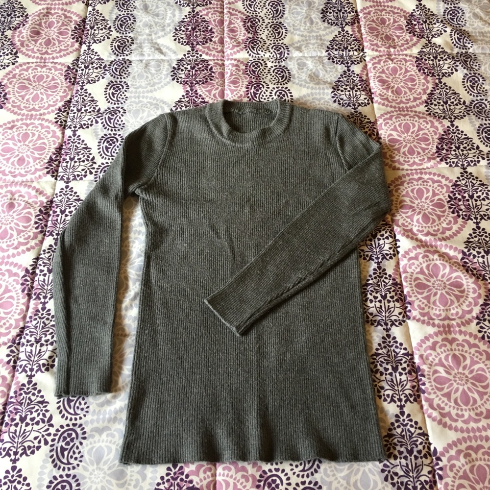Gray sweater